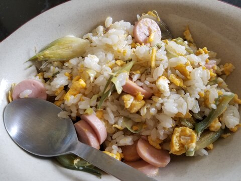 ミョウガ大量消費！シンプルな炒飯